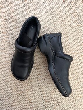 B.O.C. Born Concept Women’s Black Slip on Penny Leather Loafer LIKE NEW Size 9.5